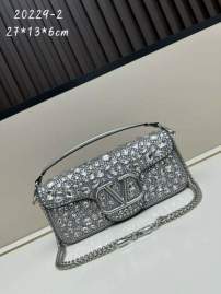 Picture of Valentino Handbags _SKUfw225797520fw